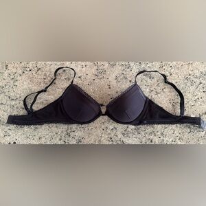 Calvin Klein Elegant Black Lace Padded Bra